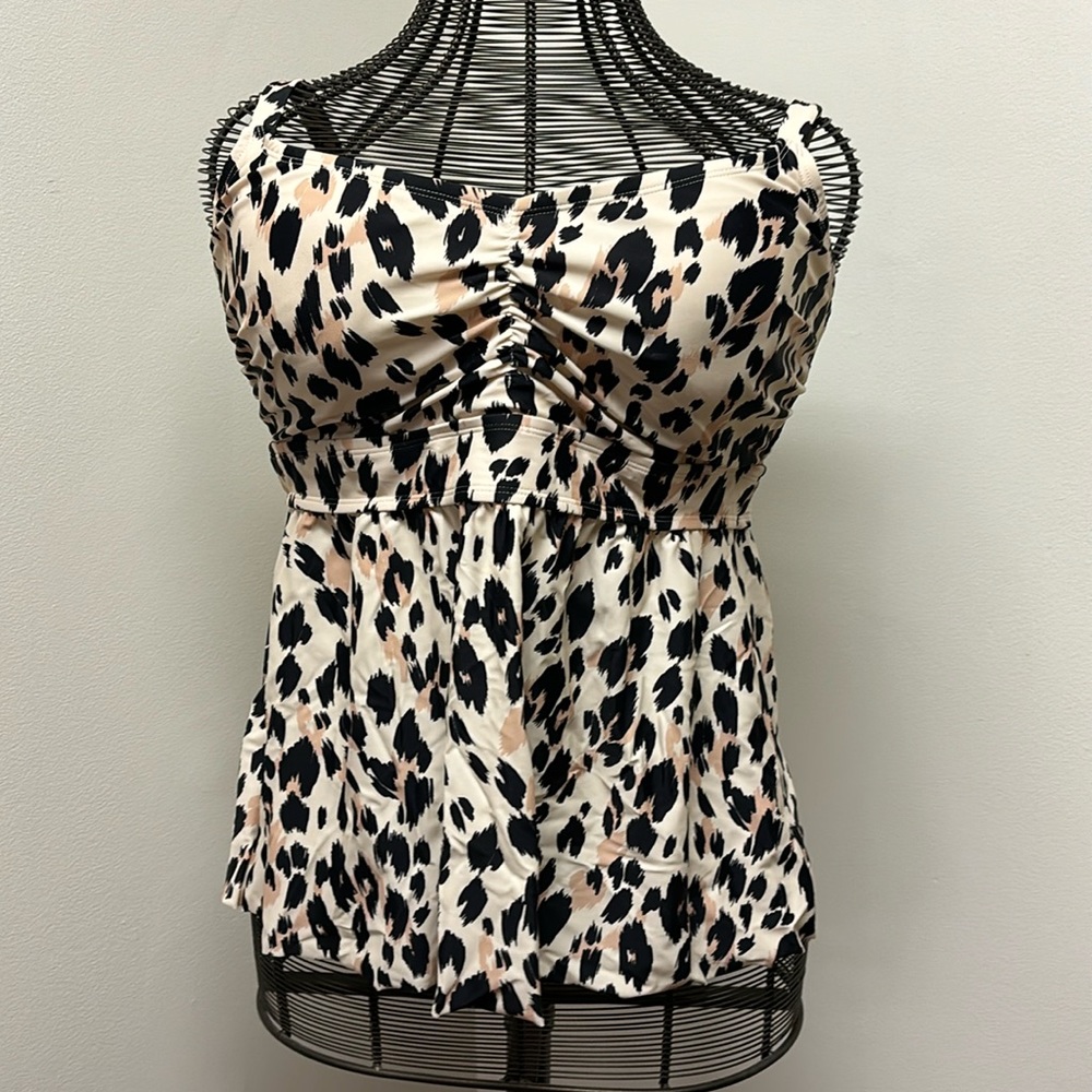Women’s Plus Size Plunge Neck Tankini Top